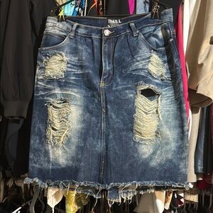 Thrill Distressed Denim Pencil Skirt